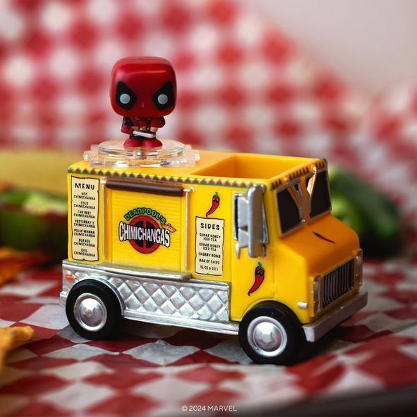 Дэдпул и грузовик Чимичанги - Bitty Pop! Rides: Deadpool's Chimichanga Truck optfunko140 фото
